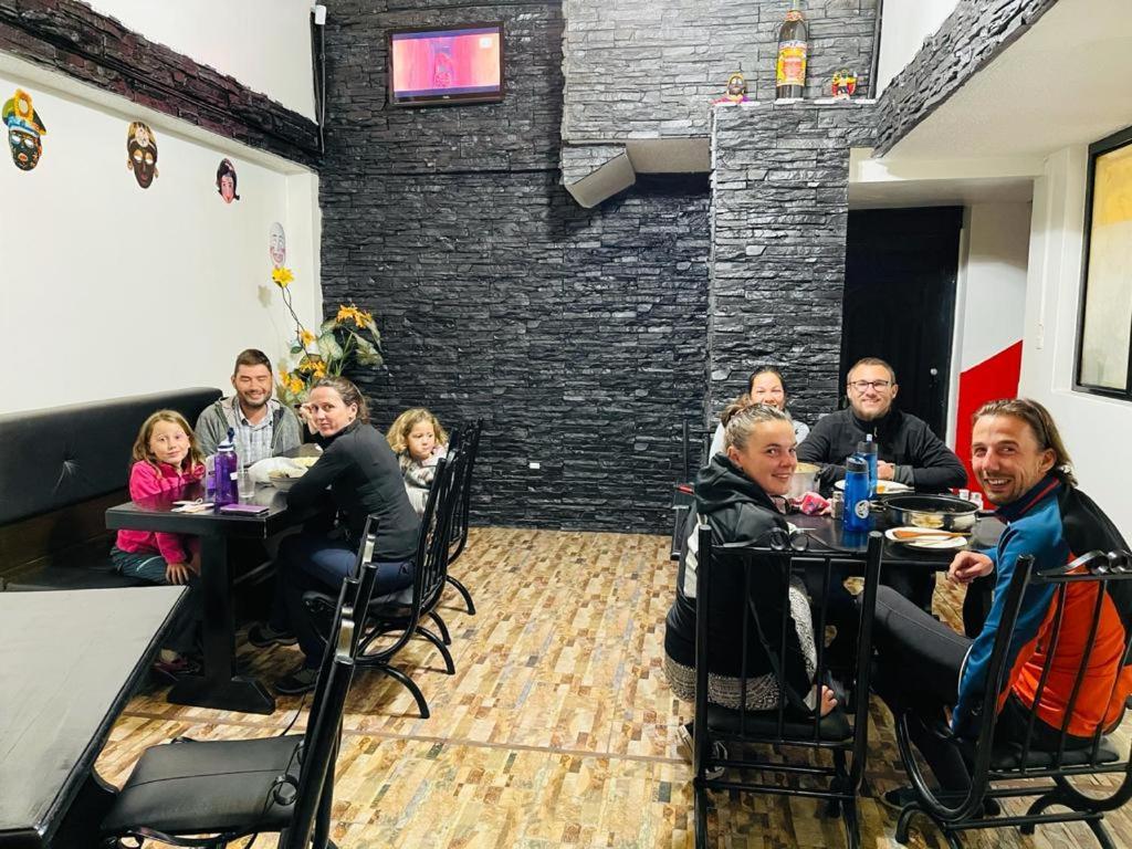 Hostal Rosita Latacunga Kültér fotó