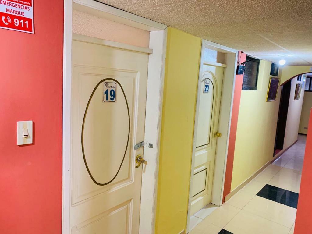 Hostal Rosita Latacunga Kültér fotó