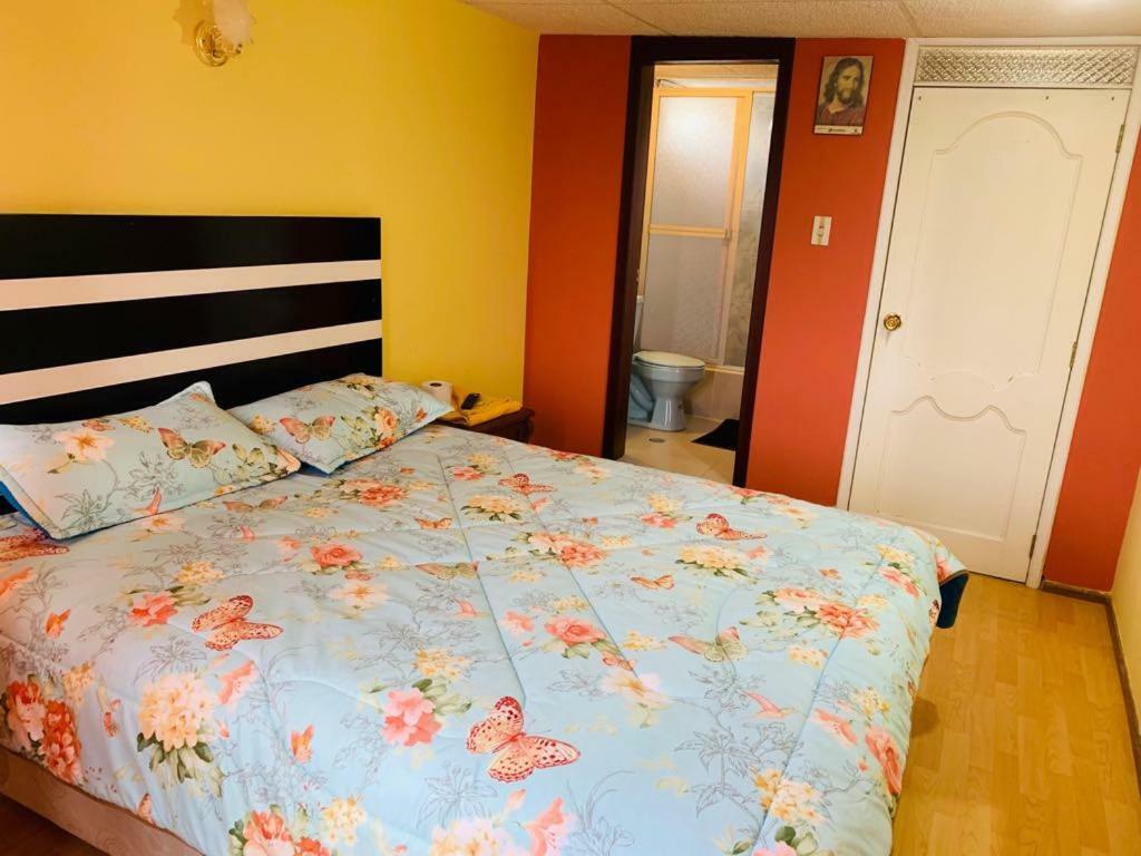 Hostal Rosita Latacunga Kültér fotó