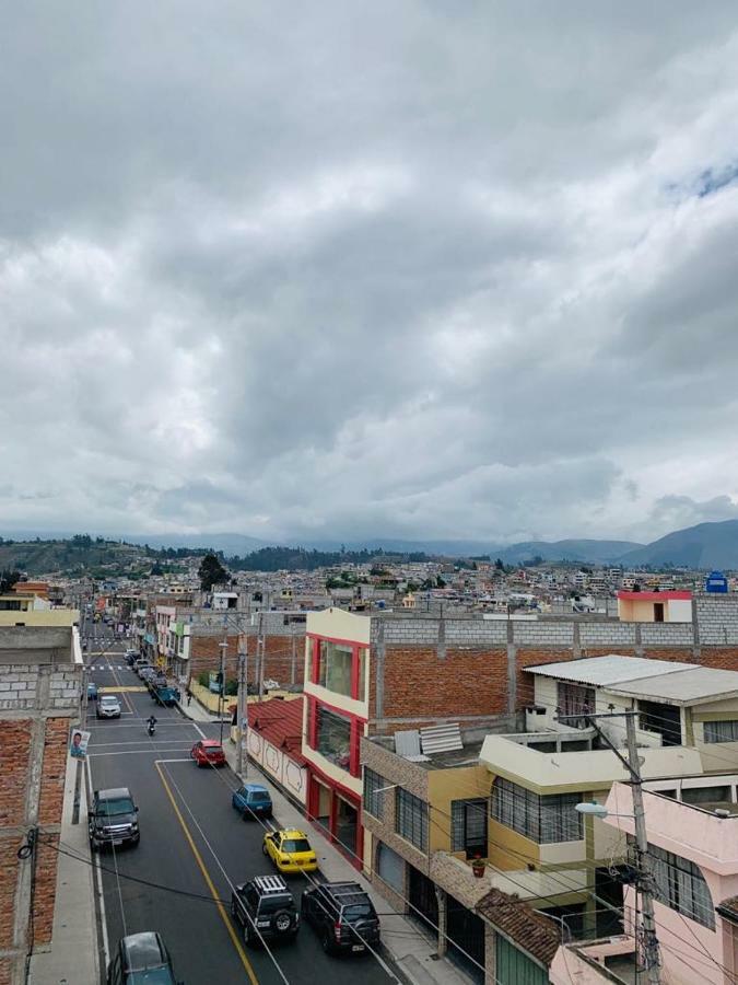 Hostal Rosita Latacunga Kültér fotó